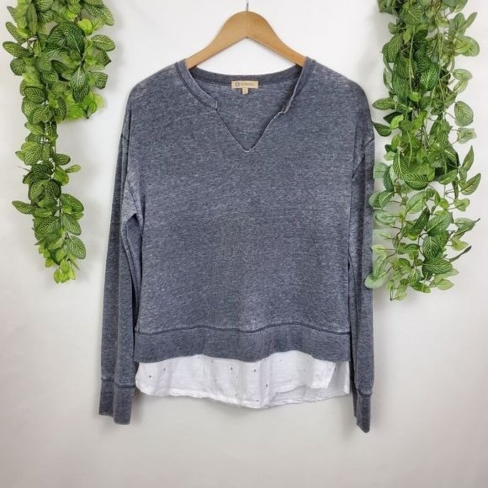 Democracy Grey White Distressed Layered Long Sleeved Pullover Blouse Small